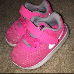 Nike toddler shoes